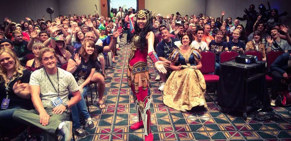 Kamui-Cosplay-Guest-Convention-ComicCon-Panel-Workshop